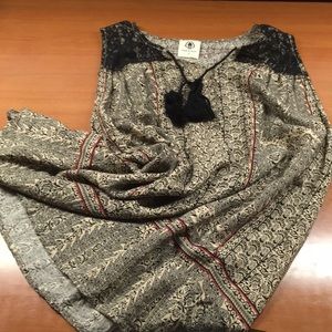 Sleeveless spade and heart top